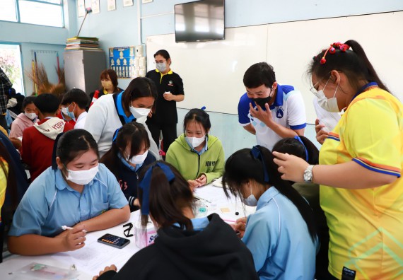 ภาพกิจกรรม  คณะวิทยาศาสตร์และเทคโนโลยี จัดกิจกรรมค่ายวิทยาศาสตร์สัญจร  โรงเรียนพิไกรวิทยา