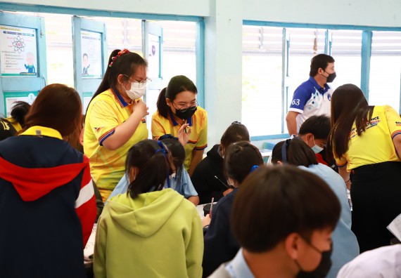 ภาพกิจกรรม  คณะวิทยาศาสตร์และเทคโนโลยี จัดกิจกรรมค่ายวิทยาศาสตร์สัญจร  โรงเรียนพิไกรวิทยา