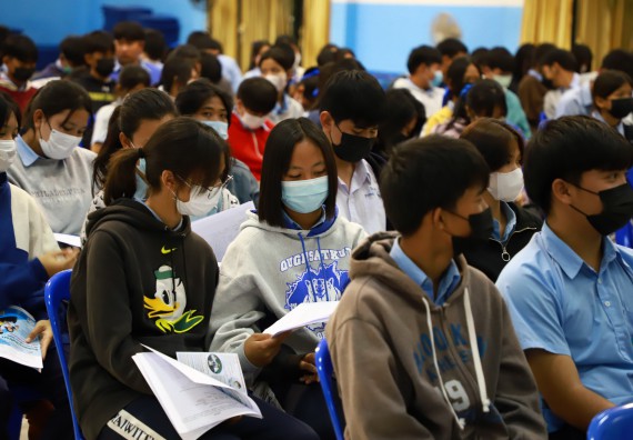 ภาพกิจกรรม  คณะวิทยาศาสตร์และเทคโนโลยี จัดกิจกรรมค่ายวิทยาศาสตร์สัญจร  โรงเรียนพิไกรวิทยา