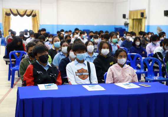 ภาพกิจกรรม  คณะวิทยาศาสตร์และเทคโนโลยี จัดกิจกรรมค่ายวิทยาศาสตร์สัญจร  โรงเรียนพิไกรวิทยา