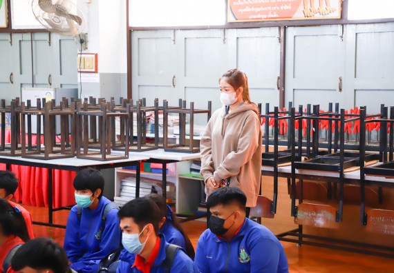 ภาพกิจกรรม  คณะวิทยาศาสตร์และเทคโนโลยี จัดกิจกรรมค่ายวิทยาศาสตร์สัญจร   โรงเรียนเฉลิมพระเกียรติสมเด็จพระศรีนครินทร์ กำแพงเพชรฯ