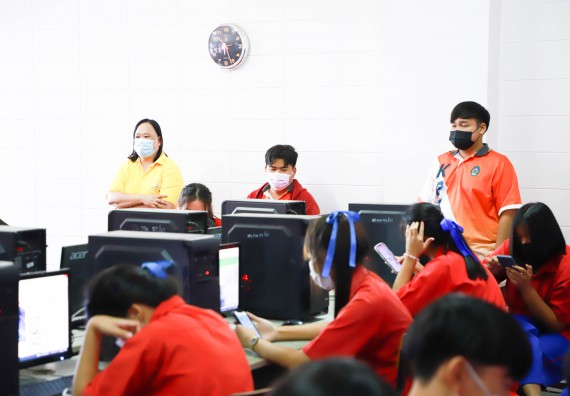 ภาพกิจกรรม  คณะวิทยาศาสตร์และเทคโนโลยี จัดกิจกรรมค่ายวิทยาศาสตร์สัญจร   โรงเรียนเฉลิมพระเกียรติสมเด็จพระศรีนครินทร์ กำแพงเพชรฯ