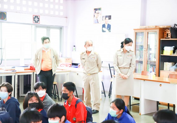 ภาพกิจกรรม  คณะวิทยาศาสตร์และเทคโนโลยี จัดกิจกรรมค่ายวิทยาศาสตร์สัญจร   โรงเรียนเฉลิมพระเกียรติสมเด็จพระศรีนครินทร์ กำแพงเพชรฯ