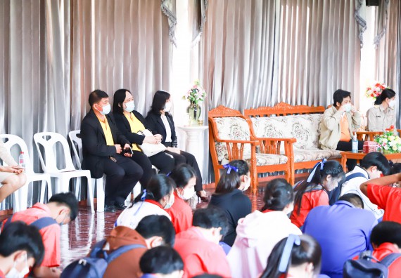 ภาพกิจกรรม  คณะวิทยาศาสตร์และเทคโนโลยี จัดกิจกรรมค่ายวิทยาศาสตร์สัญจร   โรงเรียนเฉลิมพระเกียรติสมเด็จพระศรีนครินทร์ กำแพงเพชรฯ