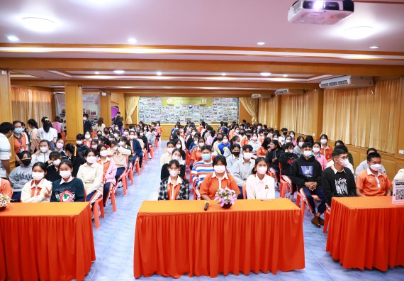 ภาพกิจกรรม  คณะวิทยาศาสตร์และเทคโนโลยี จัดกิจกรรมค่ายวิทยาศาสตร์สัญจร ปีการศึกษา 2565  โรงเรียนปางศิลาทองศึกษา