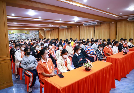 ภาพกิจกรรม  คณะวิทยาศาสตร์และเทคโนโลยี จัดกิจกรรมค่ายวิทยาศาสตร์สัญจร ปีการศึกษา 2565  โรงเรียนปางศิลาทองศึกษา