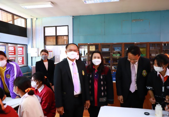 ภาพกิจกรรม  คณะวิทยาศาสตร์และเทคโนโลยี จัดกิจกรรมค่ายวิทยาศาสตร์สัญจร ปีการศึกษา 2565  โรงเรียนปางศิลาทองศึกษา