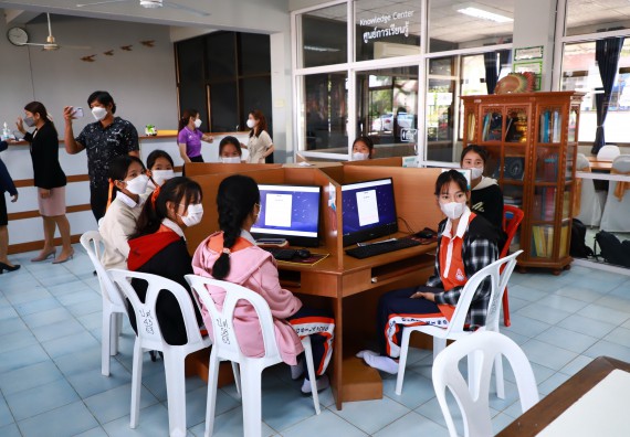 ภาพกิจกรรม  คณะวิทยาศาสตร์และเทคโนโลยี จัดกิจกรรมค่ายวิทยาศาสตร์สัญจร ปีการศึกษา 2565  โรงเรียนปางศิลาทองศึกษา