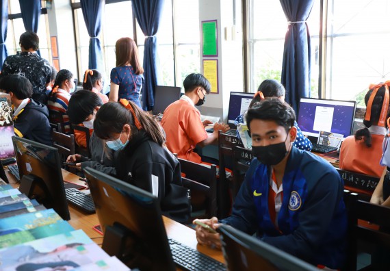 ภาพกิจกรรม  คณะวิทยาศาสตร์และเทคโนโลยี จัดกิจกรรมค่ายวิทยาศาสตร์สัญจร ปีการศึกษา 2565  โรงเรียนปางศิลาทองศึกษา