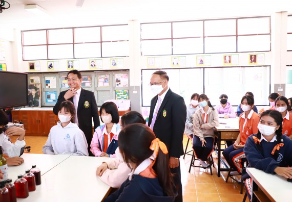 ภาพกิจกรรม  คณะวิทยาศาสตร์และเทคโนโลยี จัดกิจกรรมค่ายวิทยาศาสตร์สัญจร ปีการศึกษา 2565  โรงเรียนปางศิลาทองศึกษา