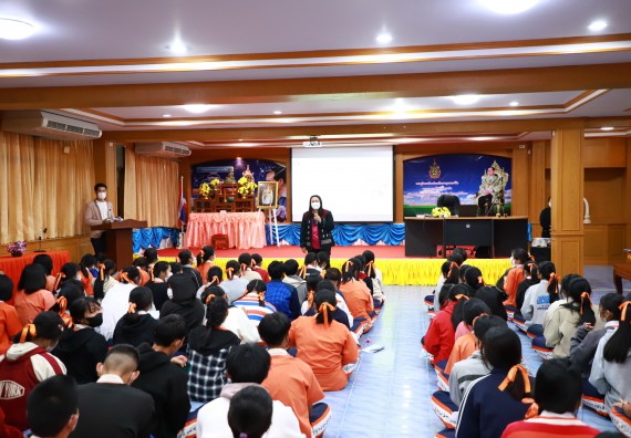 ภาพกิจกรรม  คณะวิทยาศาสตร์และเทคโนโลยี จัดกิจกรรมค่ายวิทยาศาสตร์สัญจร ปีการศึกษา 2565  โรงเรียนปางศิลาทองศึกษา