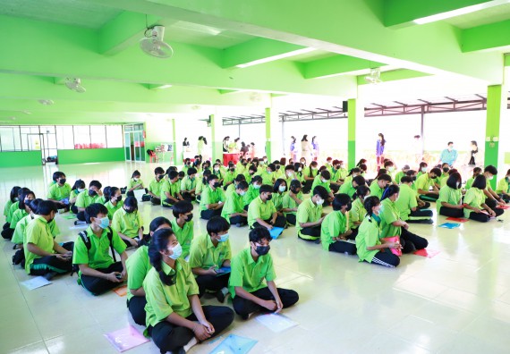 ภาพกิจกรรม  คณะวิทยาศาสตร์และเทคโนโลยี จัดกิจกรรมค่ายวิทยาศาสตร์สัญจร  โรงเรียนหนองกองพิทยาคม