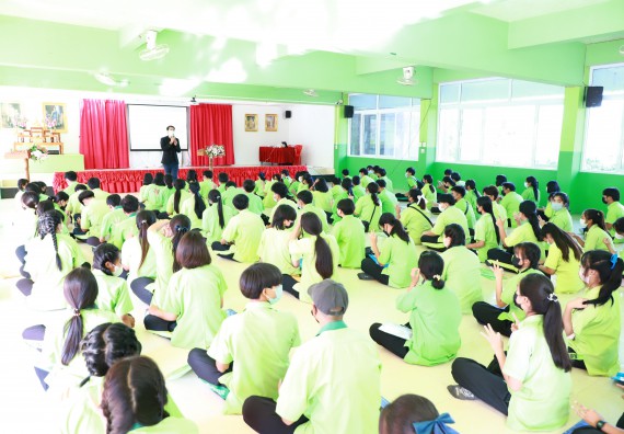 ภาพกิจกรรม  คณะวิทยาศาสตร์และเทคโนโลยี จัดกิจกรรมค่ายวิทยาศาสตร์สัญจร  โรงเรียนหนองกองพิทยาคม