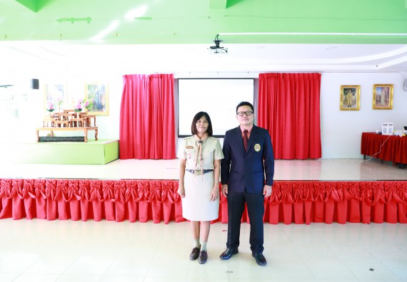 ภาพกิจกรรม  คณะวิทยาศาสตร์และเทคโนโลยี จัดกิจกรรมค่ายวิทยาศาสตร์สัญจร  โรงเรียนหนองกองพิทยาคม