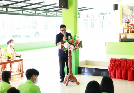 ภาพกิจกรรม  คณะวิทยาศาสตร์และเทคโนโลยี จัดกิจกรรมค่ายวิทยาศาสตร์สัญจร  โรงเรียนหนองกองพิทยาคม