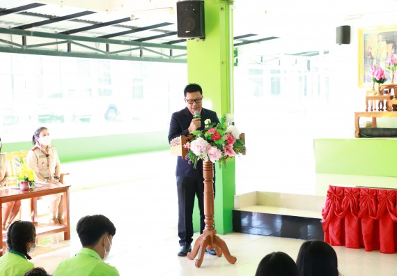 ภาพกิจกรรม  คณะวิทยาศาสตร์และเทคโนโลยี จัดกิจกรรมค่ายวิทยาศาสตร์สัญจร  โรงเรียนหนองกองพิทยาคม