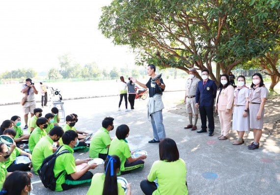 ภาพกิจกรรม  คณะวิทยาศาสตร์และเทคโนโลยี จัดกิจกรรมค่ายวิทยาศาสตร์สัญจร  โรงเรียนหนองกองพิทยาคม