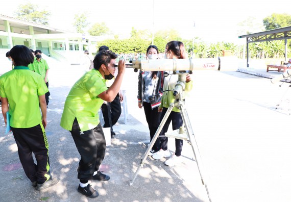 ภาพกิจกรรม  คณะวิทยาศาสตร์และเทคโนโลยี จัดกิจกรรมค่ายวิทยาศาสตร์สัญจร  โรงเรียนหนองกองพิทยาคม