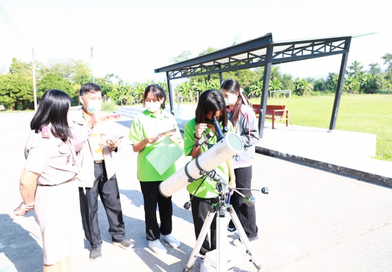 ภาพกิจกรรม  คณะวิทยาศาสตร์และเทคโนโลยี จัดกิจกรรมค่ายวิทยาศาสตร์สัญจร  โรงเรียนหนองกองพิทยาคม