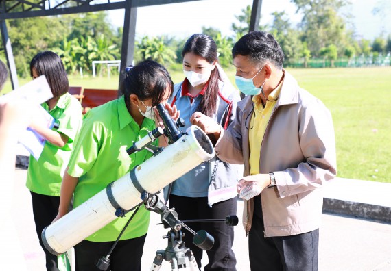 ภาพกิจกรรม  คณะวิทยาศาสตร์และเทคโนโลยี จัดกิจกรรมค่ายวิทยาศาสตร์สัญจร  โรงเรียนหนองกองพิทยาคม