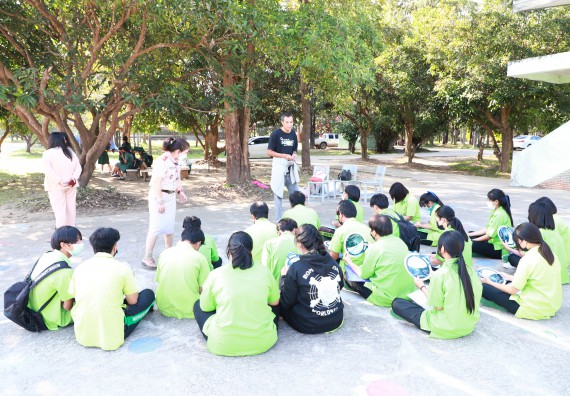ภาพกิจกรรม  คณะวิทยาศาสตร์และเทคโนโลยี จัดกิจกรรมค่ายวิทยาศาสตร์สัญจร  โรงเรียนหนองกองพิทยาคม