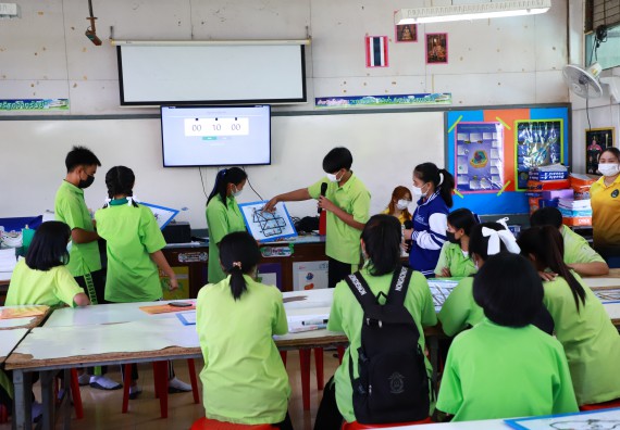 ภาพกิจกรรม  คณะวิทยาศาสตร์และเทคโนโลยี จัดกิจกรรมค่ายวิทยาศาสตร์สัญจร  โรงเรียนหนองกองพิทยาคม