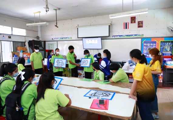 ภาพกิจกรรม  คณะวิทยาศาสตร์และเทคโนโลยี จัดกิจกรรมค่ายวิทยาศาสตร์สัญจร  โรงเรียนหนองกองพิทยาคม