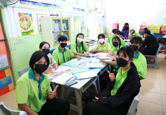 ภาพกิจกรรม  คณะวิทยาศาสตร์และเทคโนโลยี จัดกิจกรรมค่ายวิทยาศาสตร์สัญจร  โรงเรียนหนองกองพิทยาคม