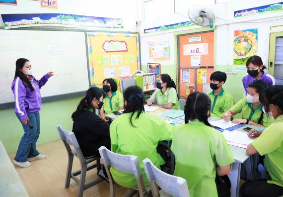 ภาพกิจกรรม  คณะวิทยาศาสตร์และเทคโนโลยี จัดกิจกรรมค่ายวิทยาศาสตร์สัญจร  โรงเรียนหนองกองพิทยาคม