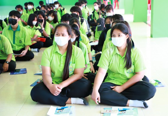 ภาพกิจกรรม  คณะวิทยาศาสตร์และเทคโนโลยี จัดกิจกรรมค่ายวิทยาศาสตร์สัญจร  โรงเรียนหนองกองพิทยาคม