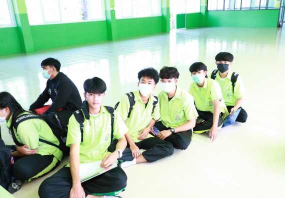 ภาพกิจกรรม  คณะวิทยาศาสตร์และเทคโนโลยี จัดกิจกรรมค่ายวิทยาศาสตร์สัญจร  โรงเรียนหนองกองพิทยาคม