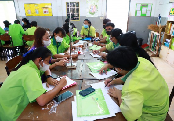 ภาพกิจกรรม  คณะวิทยาศาสตร์และเทคโนโลยี จัดกิจกรรมค่ายวิทยาศาสตร์สัญจร  โรงเรียนหนองกองพิทยาคม