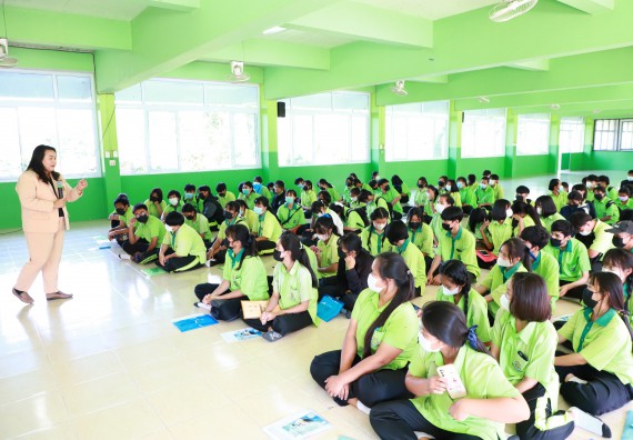 ภาพกิจกรรม  คณะวิทยาศาสตร์และเทคโนโลยี จัดกิจกรรมค่ายวิทยาศาสตร์สัญจร  โรงเรียนหนองกองพิทยาคม