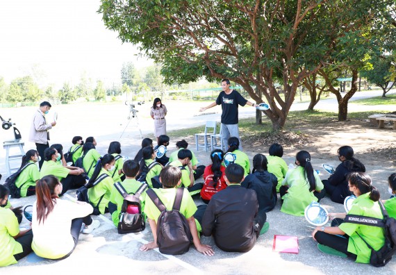 ภาพกิจกรรม  คณะวิทยาศาสตร์และเทคโนโลยี จัดกิจกรรมค่ายวิทยาศาสตร์สัญจร  โรงเรียนหนองกองพิทยาคม