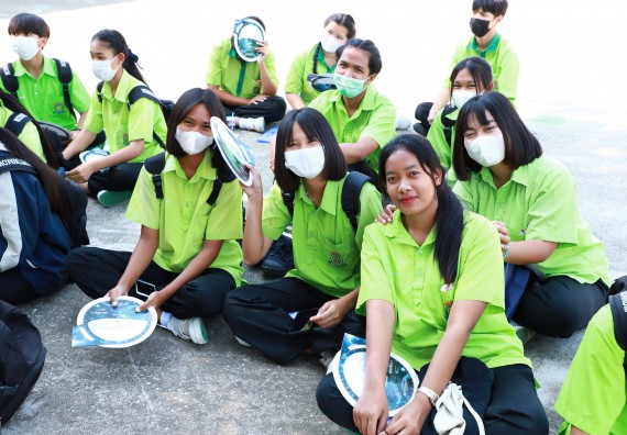 ภาพกิจกรรม  คณะวิทยาศาสตร์และเทคโนโลยี จัดกิจกรรมค่ายวิทยาศาสตร์สัญจร  โรงเรียนหนองกองพิทยาคม