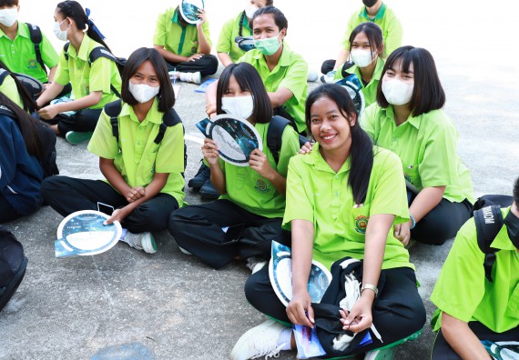 ภาพกิจกรรม  คณะวิทยาศาสตร์และเทคโนโลยี จัดกิจกรรมค่ายวิทยาศาสตร์สัญจร  โรงเรียนหนองกองพิทยาคม