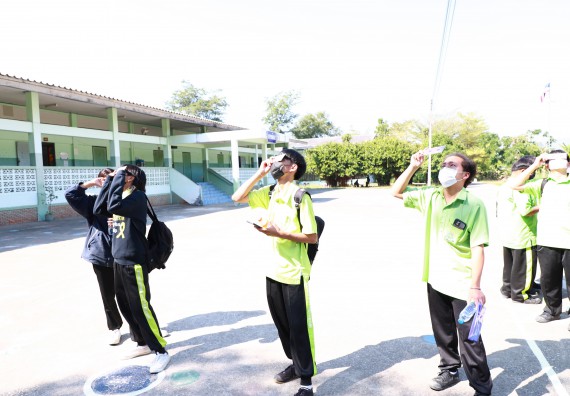 ภาพกิจกรรม  คณะวิทยาศาสตร์และเทคโนโลยี จัดกิจกรรมค่ายวิทยาศาสตร์สัญจร  โรงเรียนหนองกองพิทยาคม