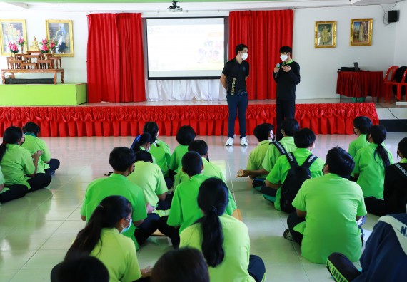 ภาพกิจกรรม  คณะวิทยาศาสตร์และเทคโนโลยี จัดกิจกรรมค่ายวิทยาศาสตร์สัญจร  โรงเรียนหนองกองพิทยาคม