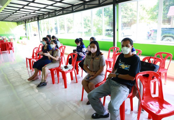 ภาพกิจกรรม  คณะวิทยาศาสตร์และเทคโนโลยี จัดกิจกรรมค่ายวิทยาศาสตร์สัญจร  โรงเรียนหนองกองพิทยาคม