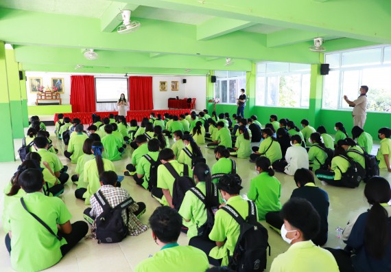 ภาพกิจกรรม  คณะวิทยาศาสตร์และเทคโนโลยี จัดกิจกรรมค่ายวิทยาศาสตร์สัญจร  โรงเรียนหนองกองพิทยาคม