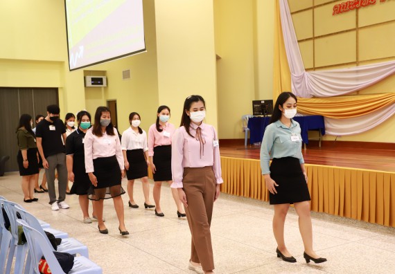 ภาพกิจกรรม  บรรยากาศการฝึกซ้อมพระราชทานปริญญาบัตรประจำปี 2565 กลุ่มย่อย คณะวิทยาศาสตร์และเทคโนโลยีมหาวิทยาลัยราชภัฎกำแพงเพชร