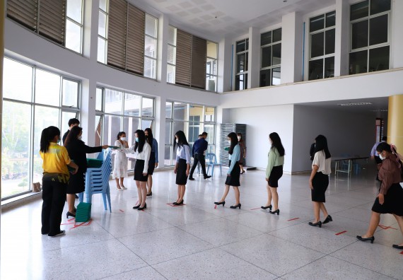 ภาพกิจกรรม  บรรยากาศการฝึกซ้อมพระราชทานปริญญาบัตรประจำปี 2565 กลุ่มย่อย คณะวิทยาศาสตร์และเทคโนโลยีมหาวิทยาลัยราชภัฎกำแพงเพชร