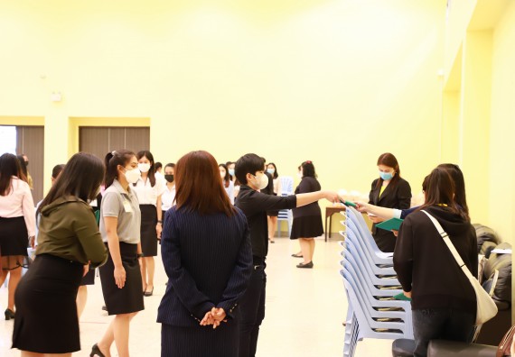 ภาพกิจกรรม  บรรยากาศการฝึกซ้อมพระราชทานปริญญาบัตรประจำปี 2565 กลุ่มย่อย คณะวิทยาศาสตร์และเทคโนโลยีมหาวิทยาลัยราชภัฎกำแพงเพชร