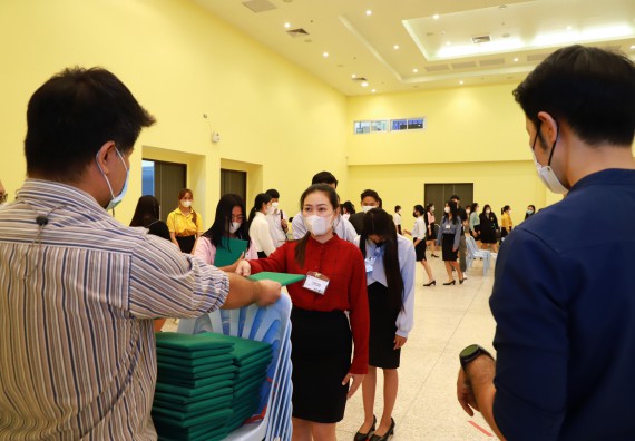 ภาพกิจกรรม  บรรยากาศการฝึกซ้อมพระราชทานปริญญาบัตรประจำปี 2565 กลุ่มย่อย คณะวิทยาศาสตร์และเทคโนโลยีมหาวิทยาลัยราชภัฎกำแพงเพชร