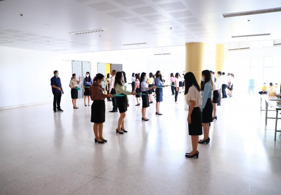 ภาพกิจกรรม  บรรยากาศการฝึกซ้อมพระราชทานปริญญาบัตรประจำปี 2565 กลุ่มย่อย คณะวิทยาศาสตร์และเทคโนโลยีมหาวิทยาลัยราชภัฎกำแพงเพชร