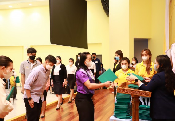 ภาพกิจกรรม  บรรยากาศการฝึกซ้อมพระราชทานปริญญาบัตรประจำปี 2565 กลุ่มย่อย คณะวิทยาศาสตร์และเทคโนโลยีมหาวิทยาลัยราชภัฎกำแพงเพชร