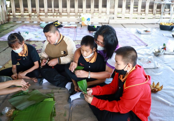 ภาพกิจกรรม  โปรแกรมวิชาเกษตรศาสตร์ จัดอบรมเรื่อง กล้วย กล้วย มหัศจรรย์พันธุ์ไม้แห่งมนุษยชาติ