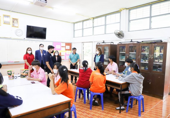 ภาพกิจกรรม  คณะวิทยาศาสตร์และเทคโนโลยี จัดกิจกรรมค่ายวิทยาศาสตร์สัญจร ปีการศึกษา 2565  โรงเรียนบ่อแก้ววิทยา