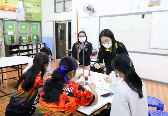 ภาพกิจกรรม  คณะวิทยาศาสตร์และเทคโนโลยี จัดกิจกรรมค่ายวิทยาศาสตร์สัญจร ปีการศึกษา 2565  โรงเรียนบ่อแก้ววิทยา