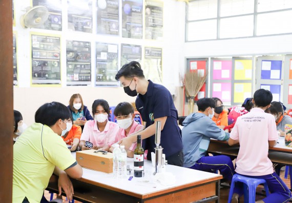 ภาพกิจกรรม  คณะวิทยาศาสตร์และเทคโนโลยี จัดกิจกรรมค่ายวิทยาศาสตร์สัญจร ปีการศึกษา 2565  โรงเรียนบ่อแก้ววิทยา